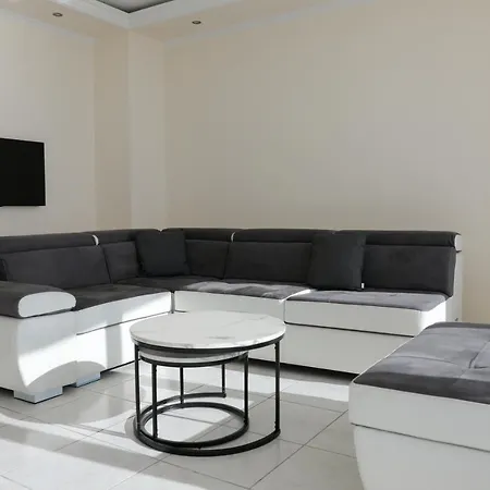 Beachfront Luxury Residences 13 Durrës