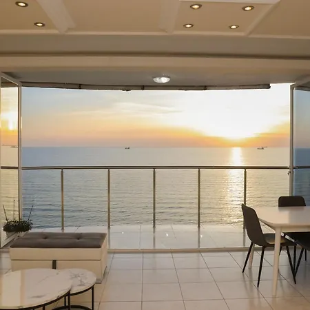 아파트 Beachfront Luxury Residences 13 *