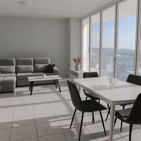 Beachfront Luxury Residences 13 * Durrës