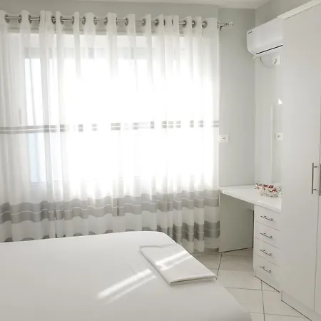 Beachfront Luxury Residences 13 公寓 Durrës