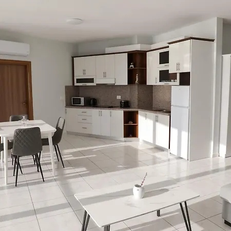 Beachfront Luxury Residences 13 * Durres