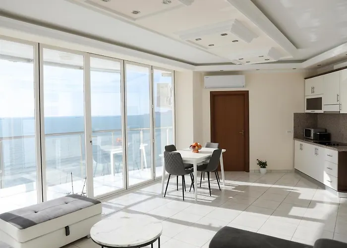 Appartamento Beachfront Luxury Residences 13 *