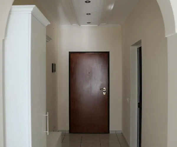 Beachfront Luxury Residences 13 *