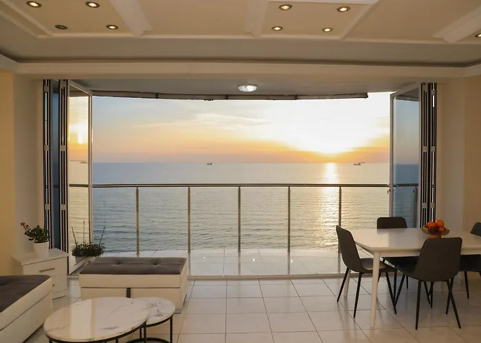 Appartamento Beachfront Luxury Residences 13 *